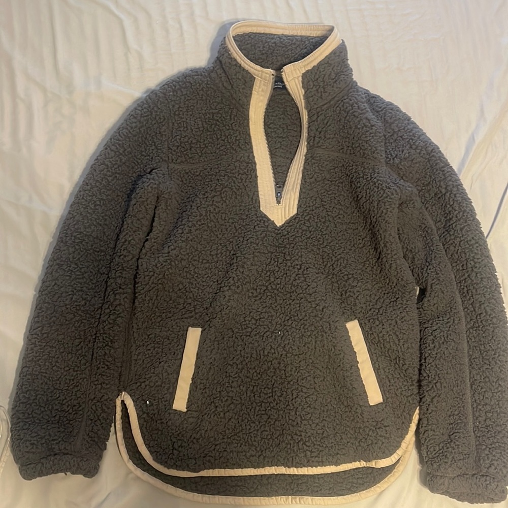 Grey and tan AF Sherpa size small